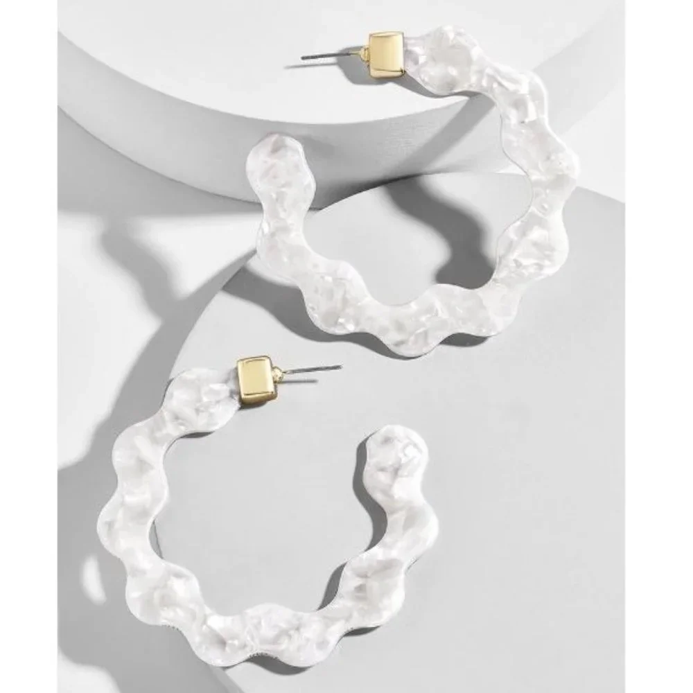 Deena Acrylic Resin Hoop - Picture 2 of 2